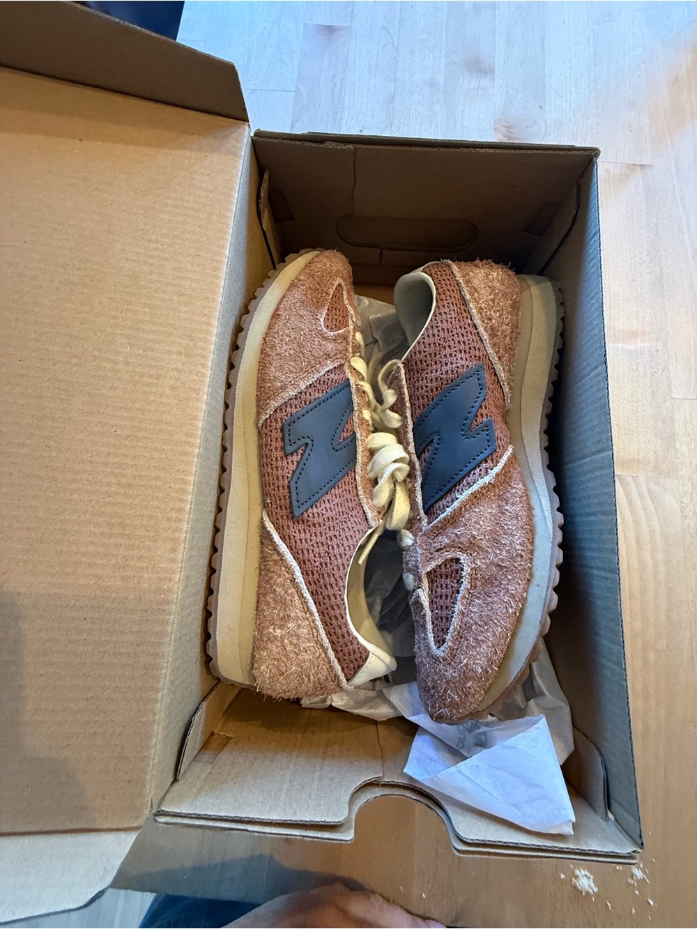 New Balance 471 Sneakers- Worn once. - Picture 6 of 6